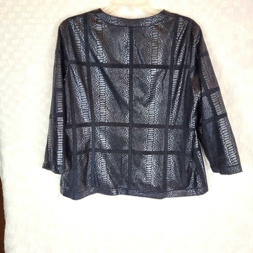 Alfred Dunner black faux snakeskin lightweight jacket edgy moto goth witchy 12